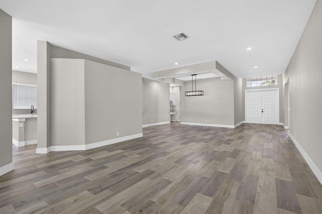 4293 Mariners Cove Drive, Wellington, FL 33449