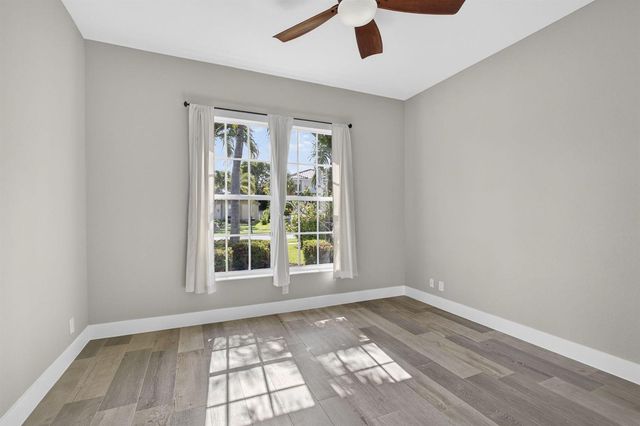 4293 Mariners Cove Drive, Wellington, FL 33449