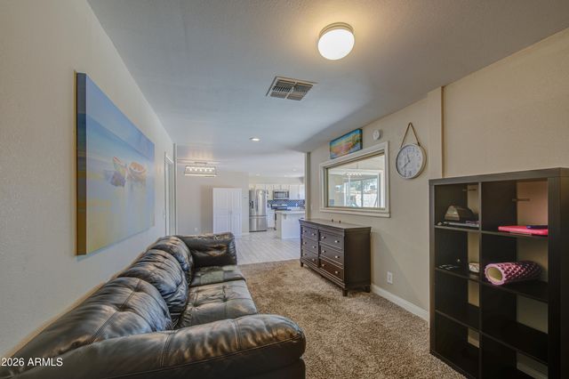 319 N VALENCIA Drive, Chandler, AZ 85226