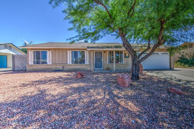 319 N VALENCIA Drive, Chandler, AZ 85226