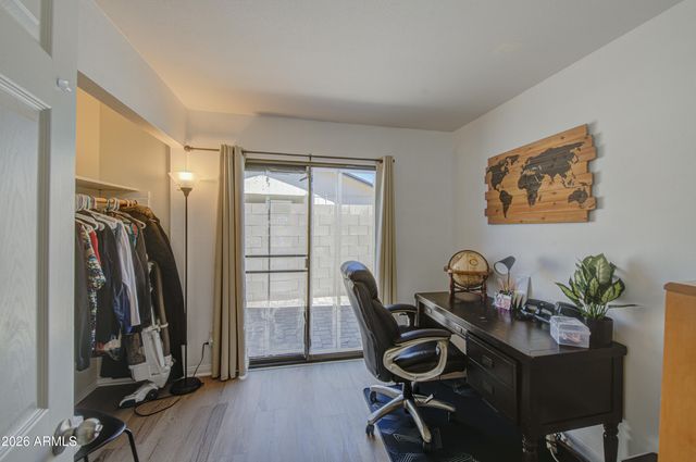 319 N VALENCIA Drive, Chandler, AZ 85226