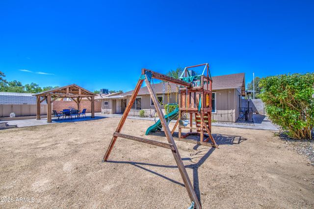 319 N VALENCIA Drive, Chandler, AZ 85226