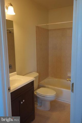 132 N LINWOOD AVE, Baltimore, MD 21224
