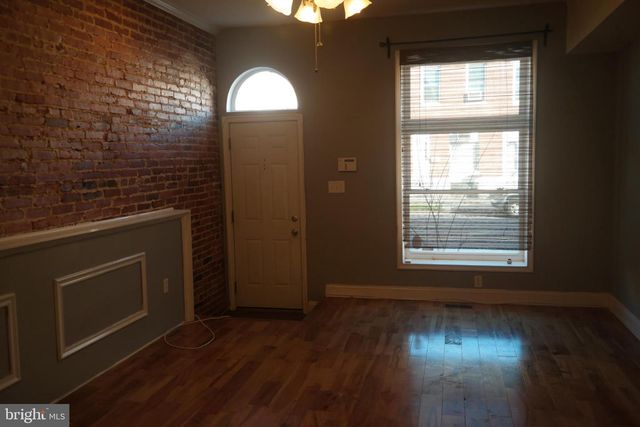 132 N LINWOOD AVE, Baltimore, MD 21224