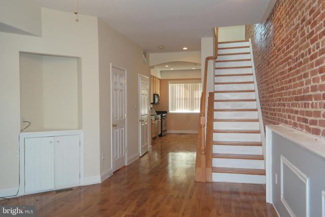 132 N LINWOOD AVE, Baltimore, MD 21224