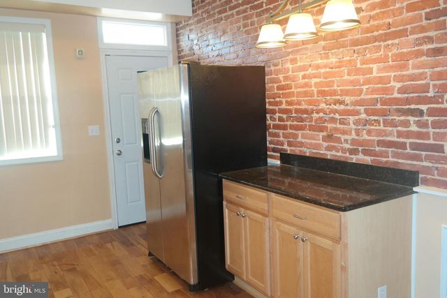 132 N LINWOOD AVE, Baltimore, MD 21224