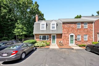 13 Meyer Ter 13, Canton, MA 02021