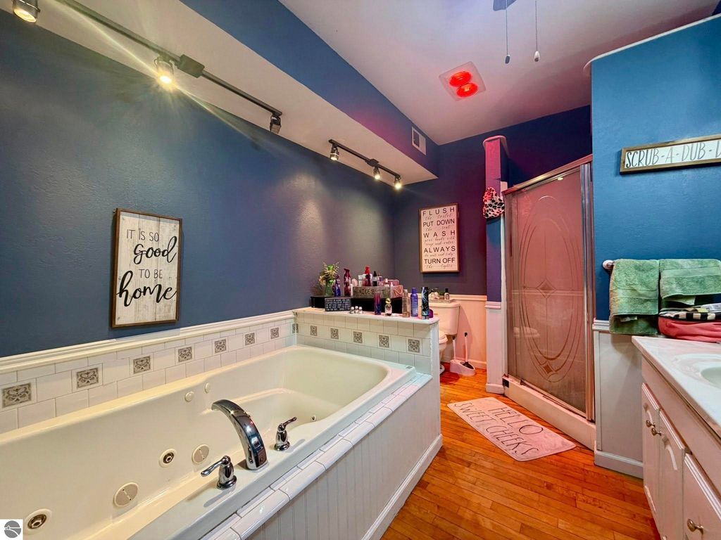 Image 7 of property listing at 409 Walnut, Kalkaska, MI 49646