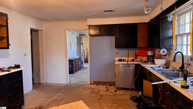 250 Morningside Drive, Roebuck, SC 29376