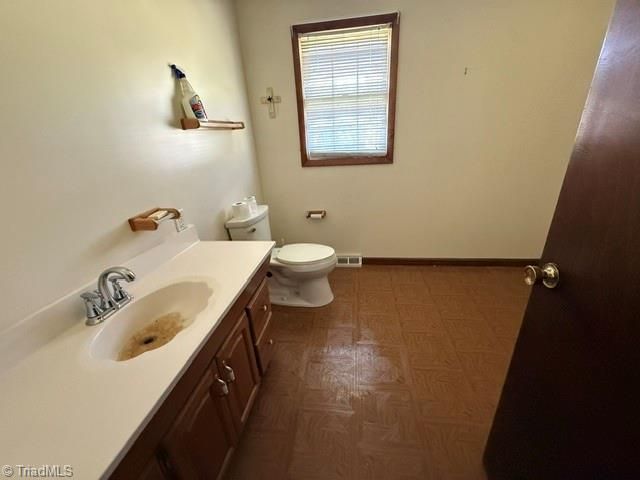 304 Northside Drive, Lexington, NC 27295