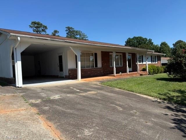 304 Northside Drive, Lexington, NC 27295