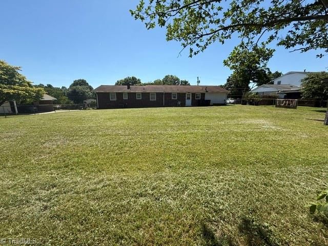 304 Northside Drive, Lexington, NC 27295