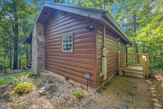 4081 Henry Town Road, Sevierville, TN 37876