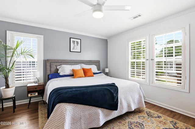 8504 Lakeview Drive, Wilmington, NC 28412