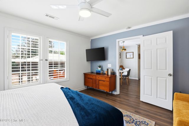 8504 Lakeview Drive, Wilmington, NC 28412