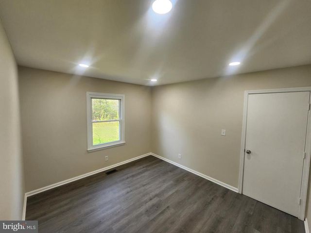 6401 TOWLES MILL RD, Spotsylvania, VA 22551