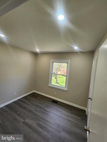 6401 TOWLES MILL RD, Spotsylvania, VA 22551