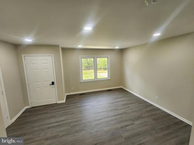 6401 TOWLES MILL RD, Spotsylvania, VA 22551