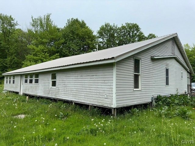 576 County Route 85, Granby, NY 13069