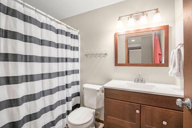 6329 Halifax Avenue S, Edina, MN 55424