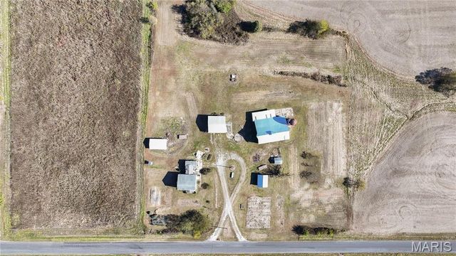 15176 Lageman Road, Godfrey, IL 62035