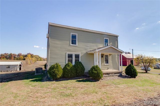 15176 Lageman Road, Godfrey, IL 62035