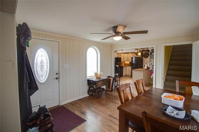 15176 Lageman Road, Godfrey, IL 62035