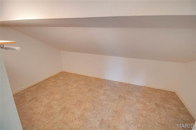 15176 Lageman Road, Godfrey, IL 62035