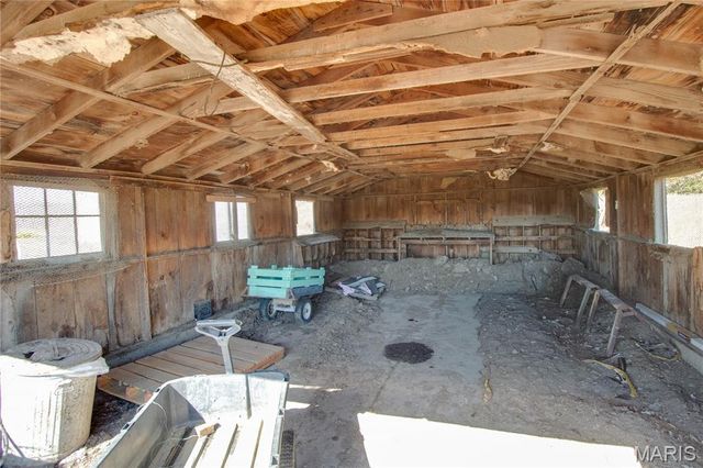 15176 Lageman Road, Godfrey, IL 62035