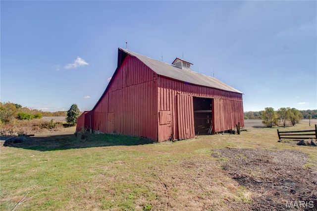 15176 Lageman Road, Godfrey, IL 62035