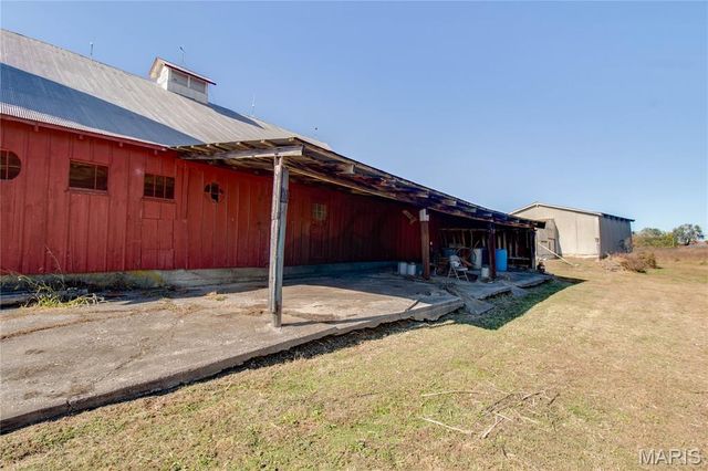 15176 Lageman Road, Godfrey, IL 62035