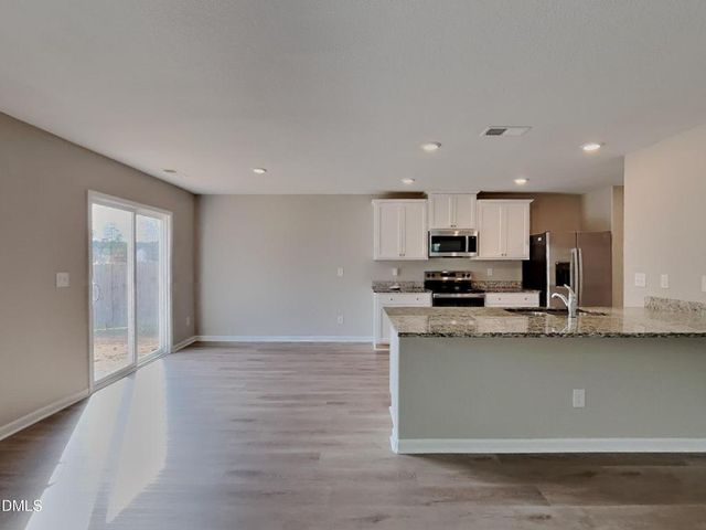 784 Frosty Way, Zebulon, NC 27597