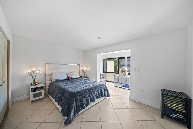 8745 SW 137th Avenue, Miami, FL 33183