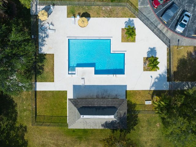 8745 SW 137th Avenue, Miami, FL 33183