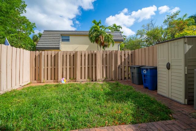 8745 SW 137th Avenue, Miami, FL 33183