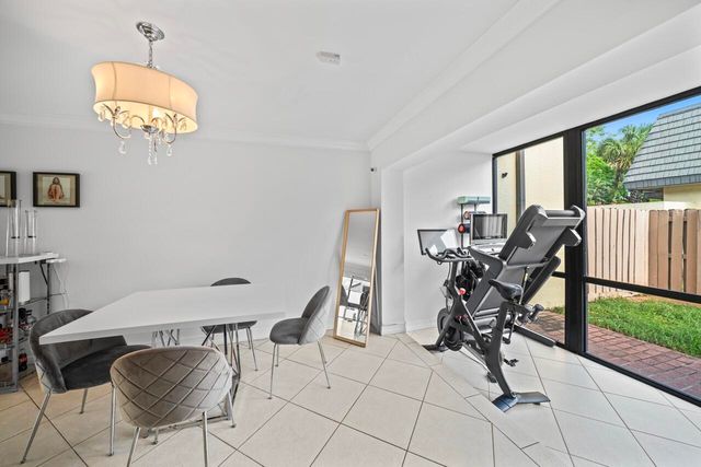 8745 SW 137th Avenue, Miami, FL 33183