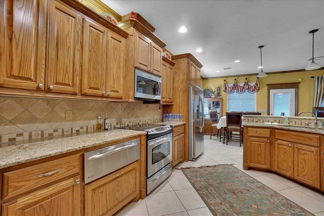 3602 NW Julie Dr, Lawton, OK 73505