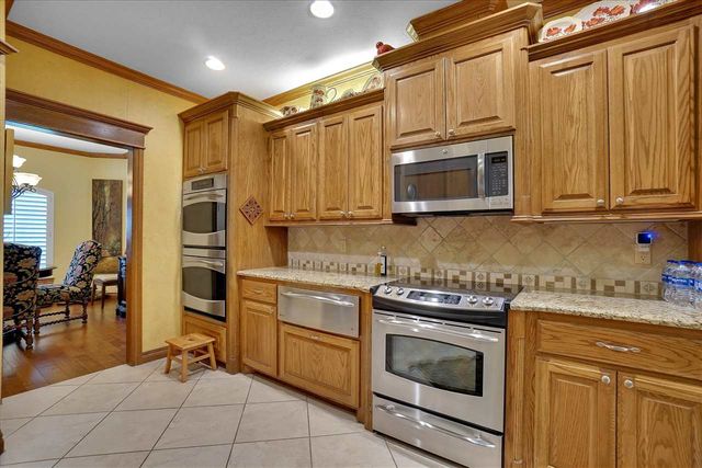 3602 NW Julie Dr, Lawton, OK 73505