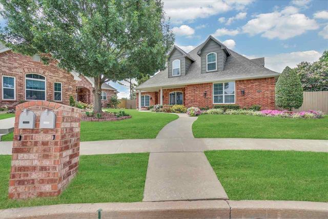 3602 NW Julie Dr, Lawton, OK 73505