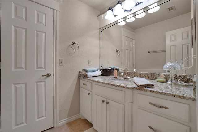 3602 NW Julie Dr, Lawton, OK 73505