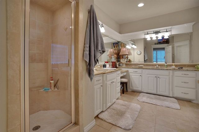 3602 NW Julie Dr, Lawton, OK 73505