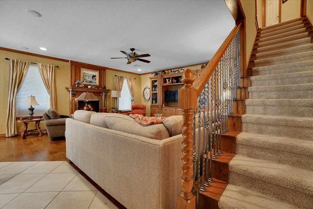 3602 NW Julie Dr, Lawton, OK 73505