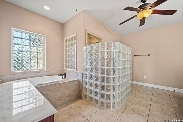 852 Crossbow, Canyon Lake, TX 78133