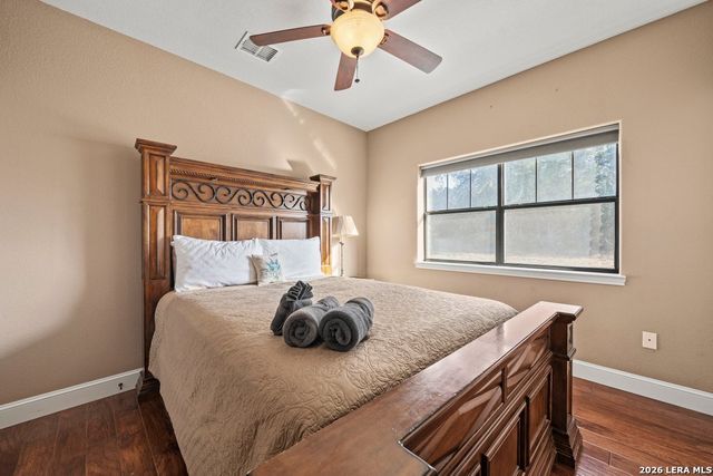 852 Crossbow, Canyon Lake, TX 78133