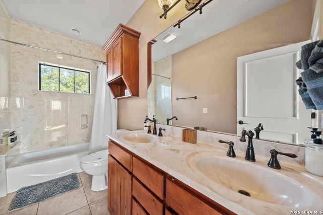 852 Crossbow, Canyon Lake, TX 78133