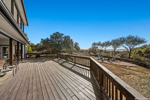 852 Crossbow, Canyon Lake, TX 78133