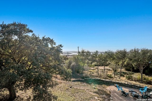 852 Crossbow, Canyon Lake, TX 78133