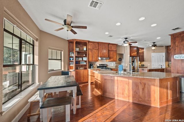 852 Crossbow, Canyon Lake, TX 78133