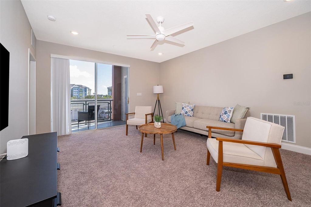 Image 15 of property listing at 7521 LAUREATE BOULEVARD 5208, Orlando, FL 32827