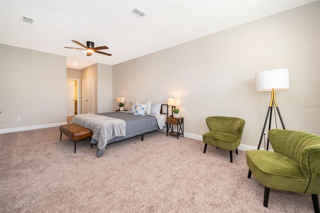 Image 20 of property listing at 7521 LAUREATE BOULEVARD 5208, Orlando, FL 32827